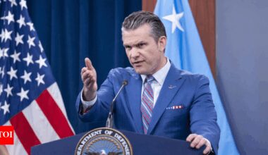 Trump calls Pete Hegseth 'secretary of war', people think he lost his mind