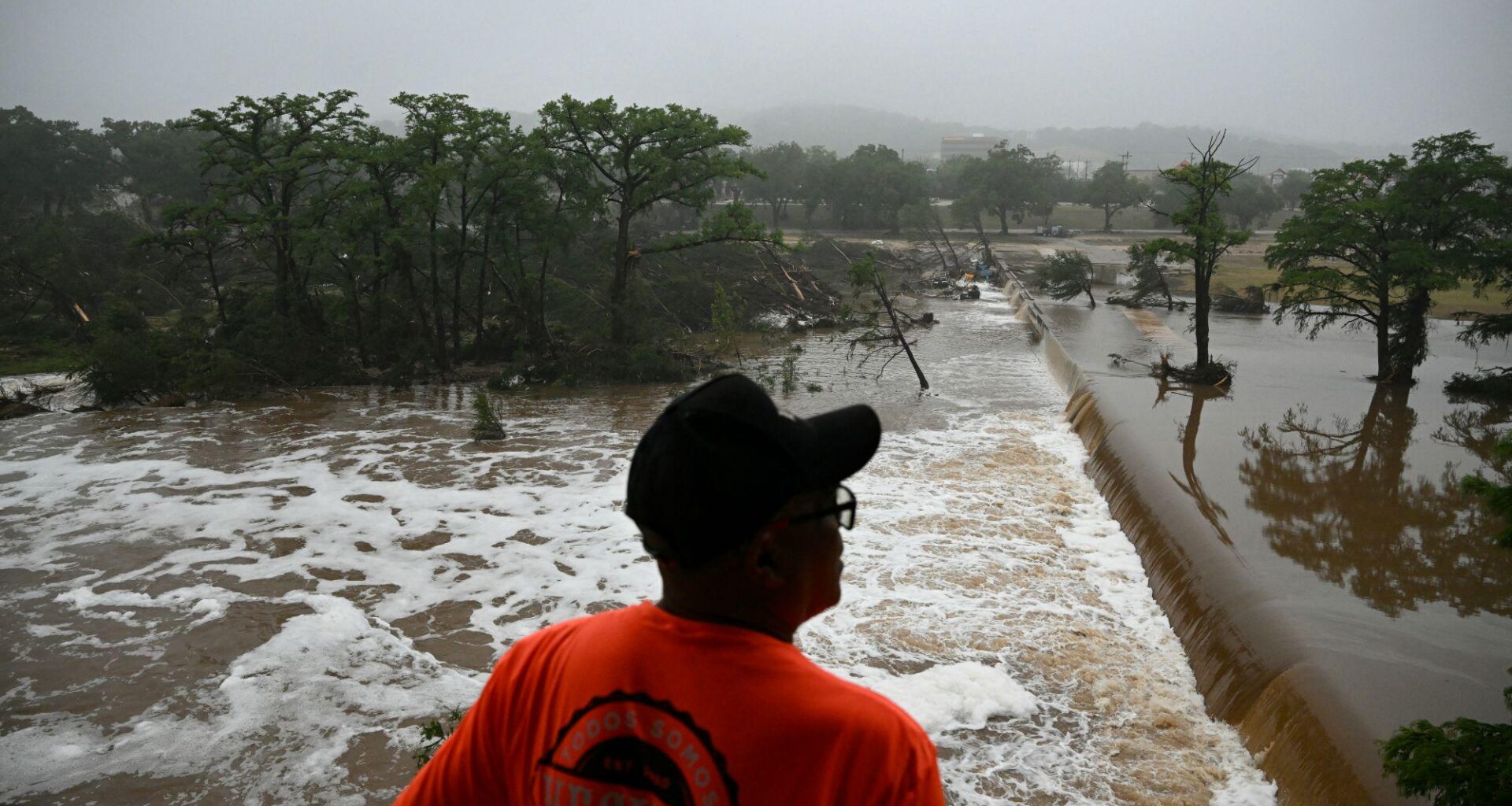 Texas Official Shot Down Siren Flood Alert, Complaining That It Might Go Off 'In the Middle of the Night': Report