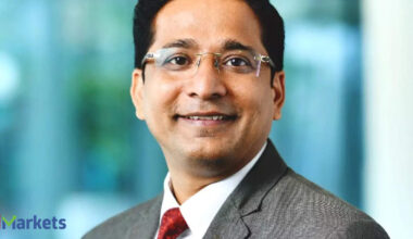 Accumulate quality stocks in strong sectors despite market noise: Rajesh Palviya