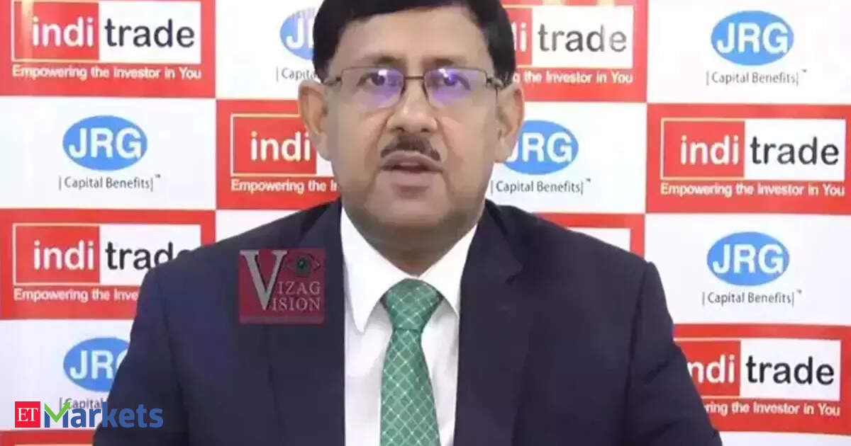 Sudip Bandyopadhyay's 3 sectoral picks in choppy markets