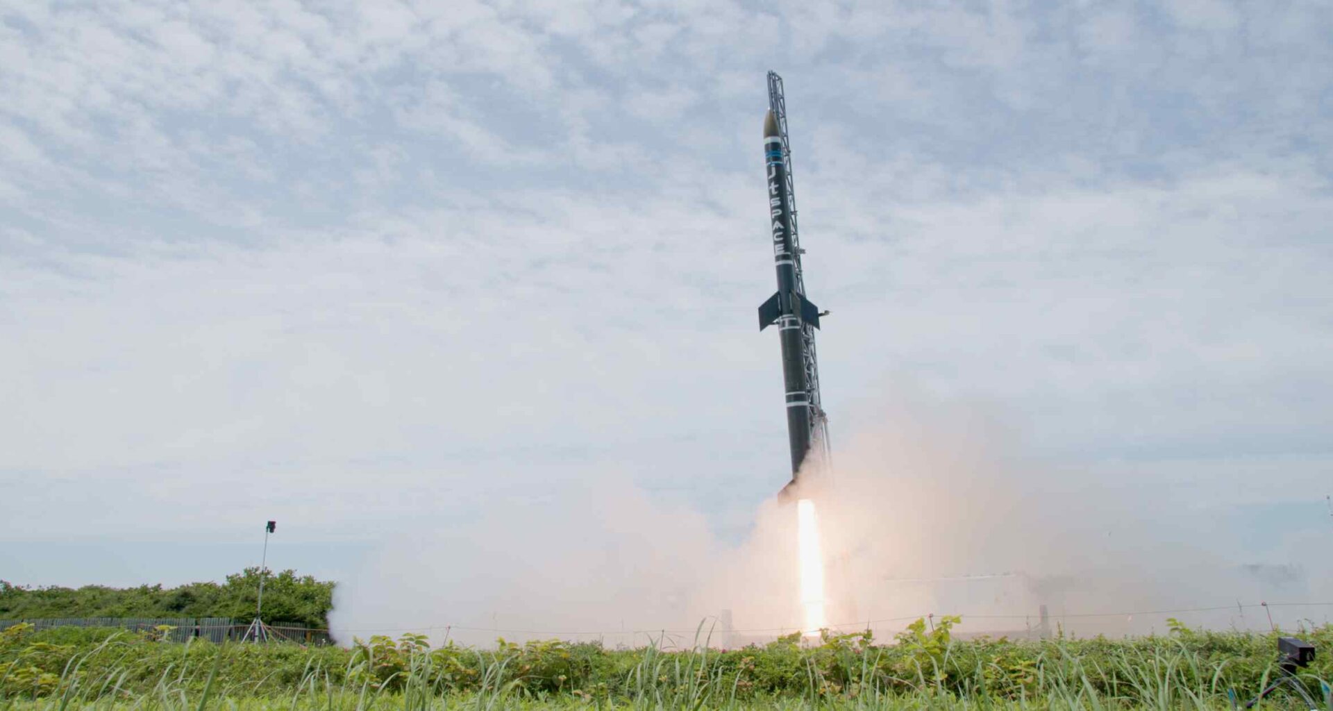 Taiwan rocket crashes in Japan's 1st launch backed by foreign capital