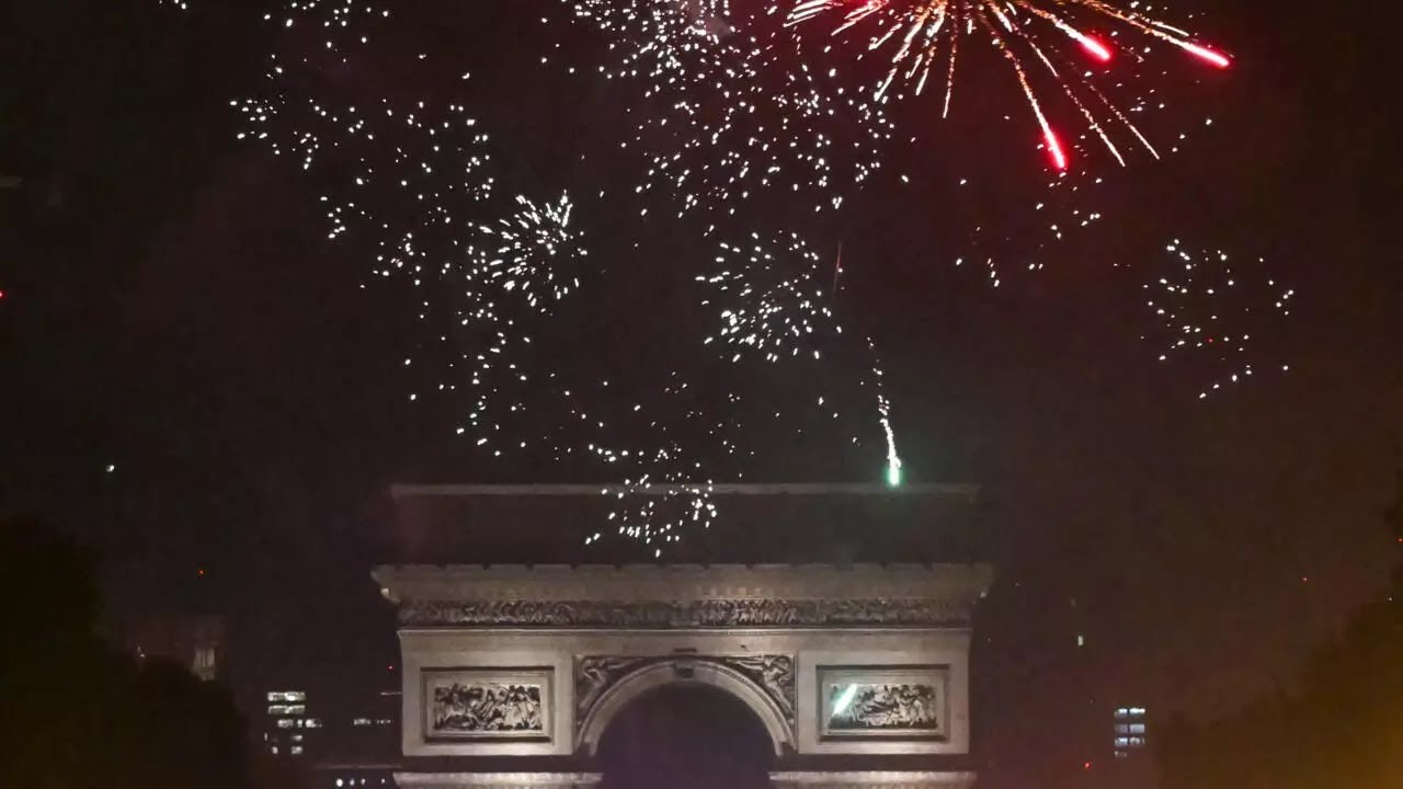 Bastille Day fireworks in pictures • FRANCE 24 English