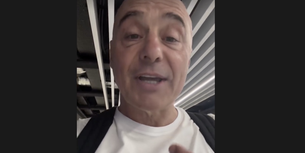 L'attore Luca Zingaretti sulla moglie del ministro Urso che ha saltato la fila all'aeroporto con la scorta