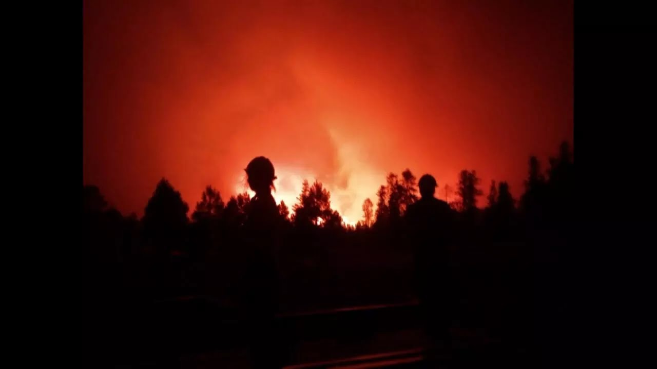 États-Unis : un incendie majeur ravage les environs du Grand Canyon • FRANCE 24