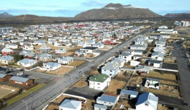 Small and medium businesses in Grindavík plan to sue the state