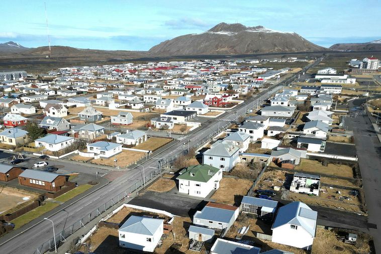 Small and medium businesses in Grindavík plan to sue the state
