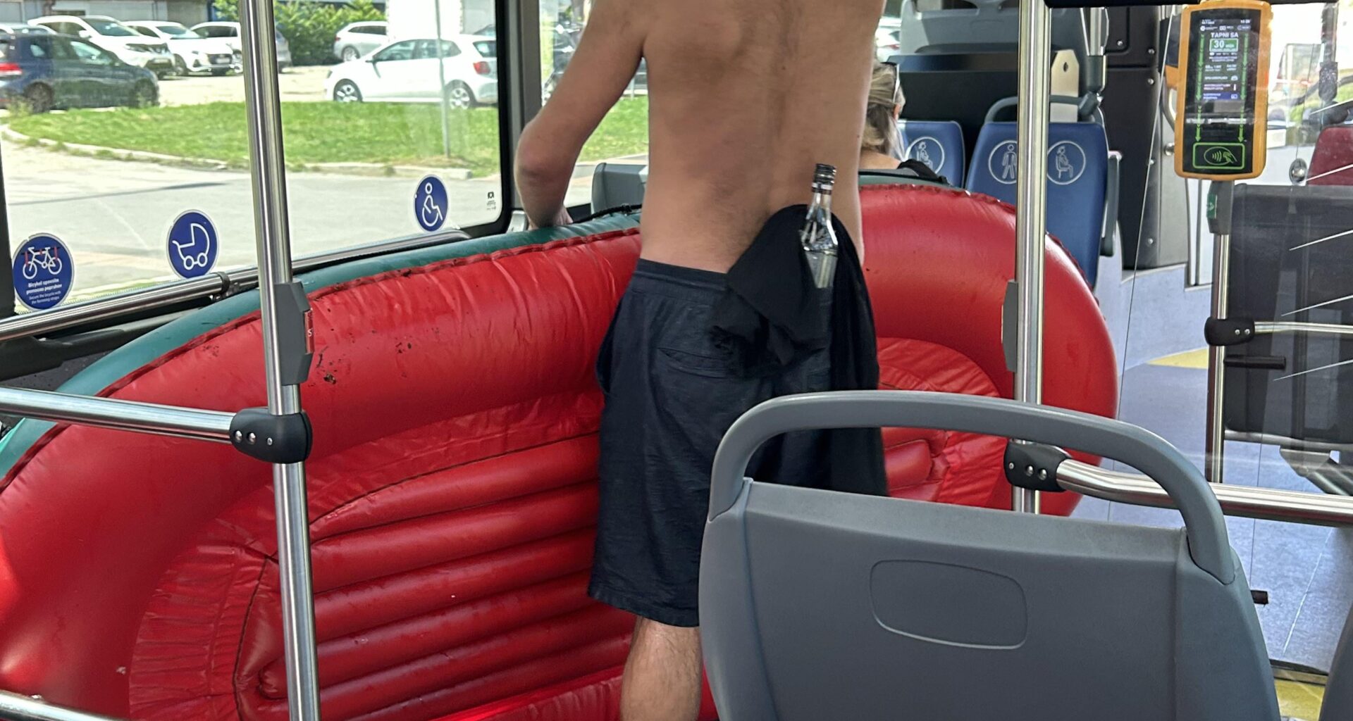 Ujo je pohoďák