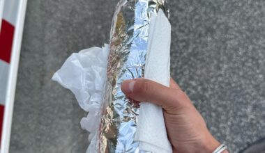 I guess this is what a „Jumbo“ Döner is now a days…