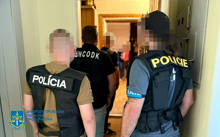 Alleged perpetrator of sending thousands of threatening emails to schools in Czech Republic, Slovakia and Latvia apprehended | Eurojust