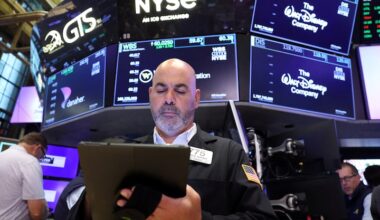 Wall Street eyes higher open as tech earnings and trade talks take center stage