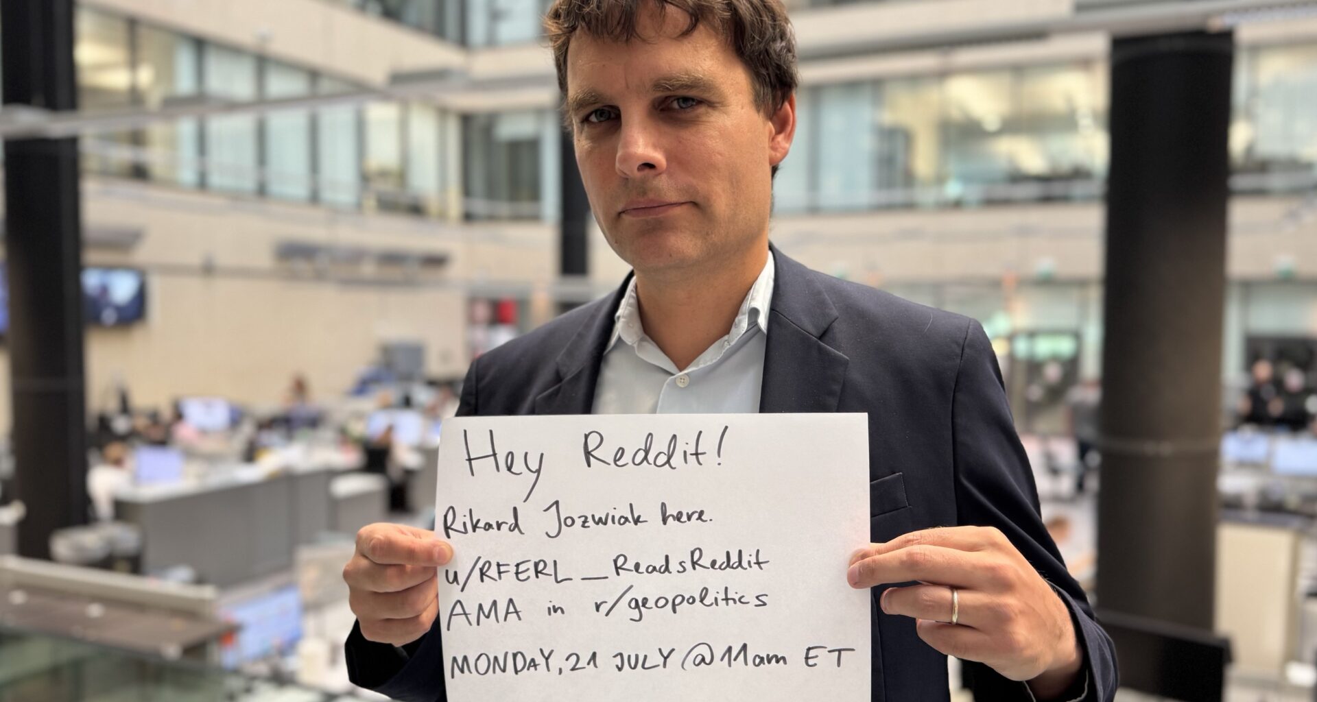 I’ve covered EU and NATO affairs for over a decade. Ask me anything about Europe’s current challenges in Ukraine and beyond.