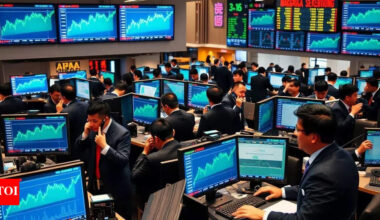 Asian stocks firm; Wall Street rally boosts sentiment; crude oil slips on trade worries