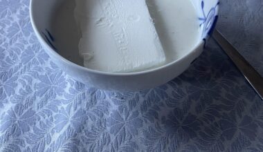 Min svigerfamilie påstår dette er en almindelig måde at få koldskål i Jylland. Er jeg i fare?