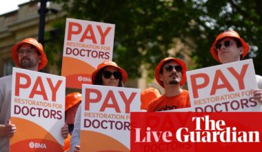 Resident doctors begin five days of strikes in England over pay – UK politics live | Politics