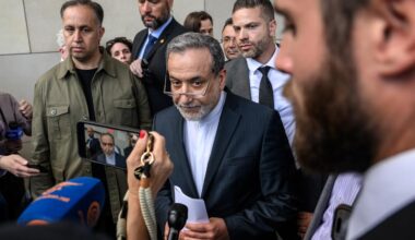 Europeans bet on 'snapback' threat to bring Tehran back in line