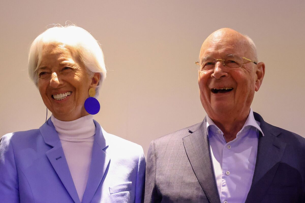 Lagarde’s ECB Diary Shows She Did Meet WEF Chief Schwab in April