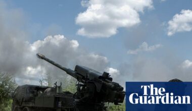 Ukraine war briefing: Kyiv attack injures five, Trump and Starmer to discuss ‘applying pressure’ on Putin | Ukraine