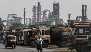 Indian Refiners Look More Widely for Oil After EU’s Russia Curbs