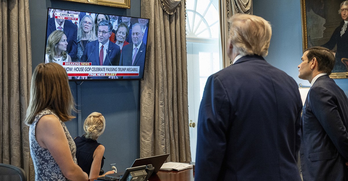How TV Warps Trump’s Worldview