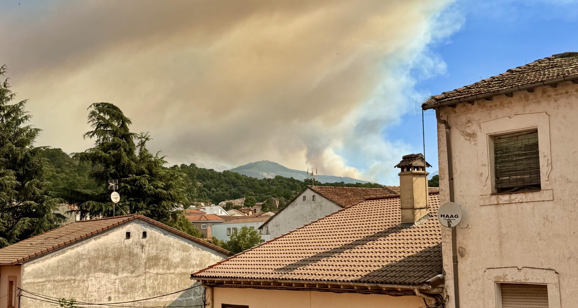 Wild Fire in Mombeltrán/Cuevas de Valle