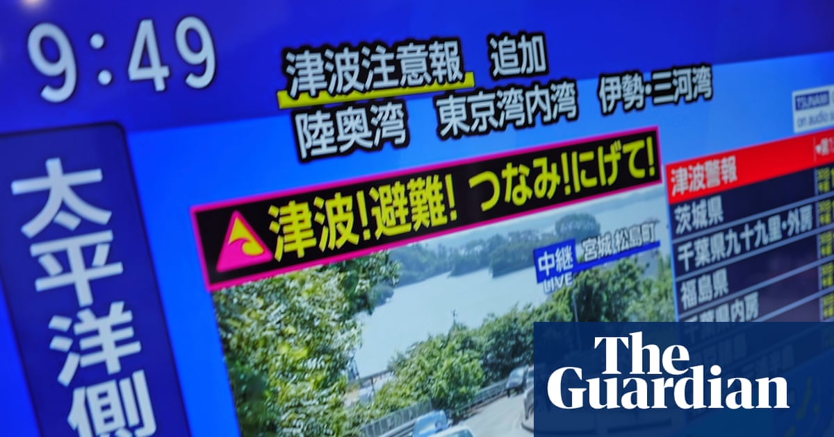 Tsunami warning for Japan and the Pacific after powerful earthquake off Russia | Russia
