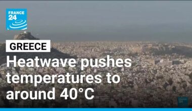 Heatwave in Greece: Major wildfire forces evacuations in several villages • FRANCE 24 English