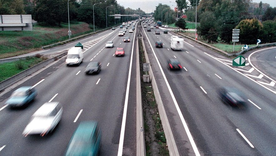 "J’ai eu peur que ma compagne perde à nouveau notre bébé" : il se fait flasher à 160 km/h sans permis alors qu’il conduisait sa femme à l’hôpital