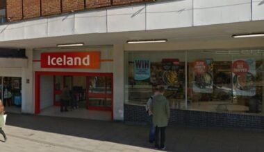Iceland offering £5 top-up on free school meal vouchers