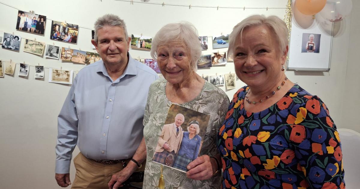 Wiltshire WWII veteran turns 100 with card from King Charles