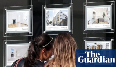 Average UK house asking price registers steepest monthly drop for 20 years | Housing market