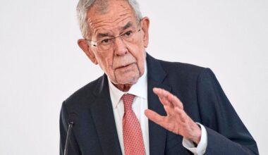 Der Bundespräsident mahnt die "Eliten"