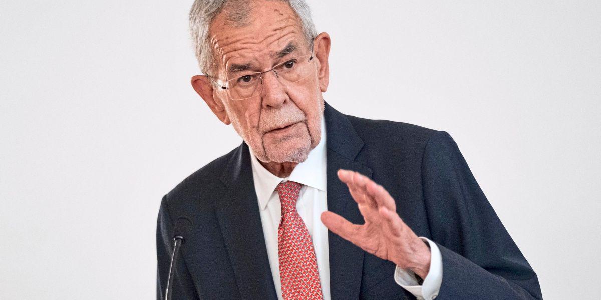 Der Bundespräsident mahnt die "Eliten"