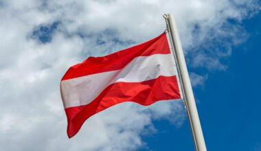 Keine Staatsbürgerschaft ohne Mitsingen der Bundeshymne: Weil ein Ukrainer bei der Verleihungszeremonie die Hymne nicht mitsang, wurde ihm der österreichische Pass verweigert. Ein Gericht bestätigte nun die Entscheidung