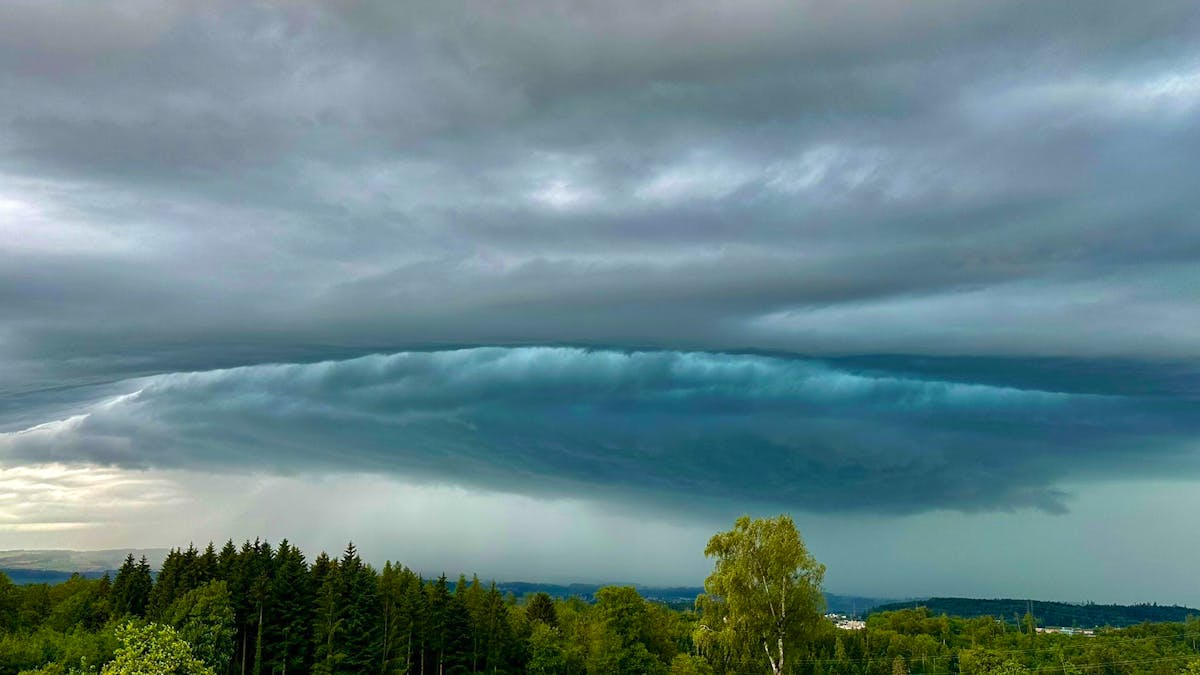 Wetter: Kaltlufttropfen sorgt für Regen und unter 20 Grad