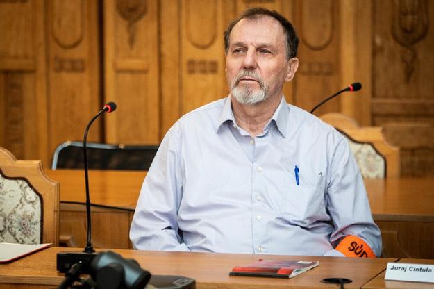 Juraj Cintula appeared in court in Banská Bystrica on 8 July 2025.