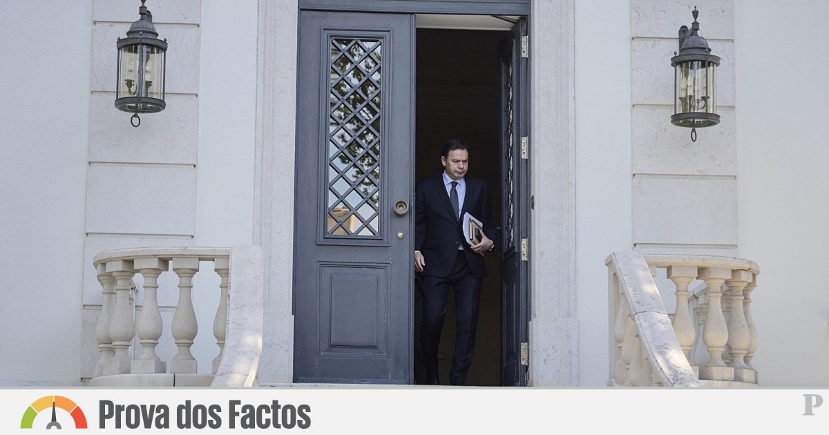 Manifestantes angolanos ameaçaram Portugal junto a São Bento? Falso | Falso