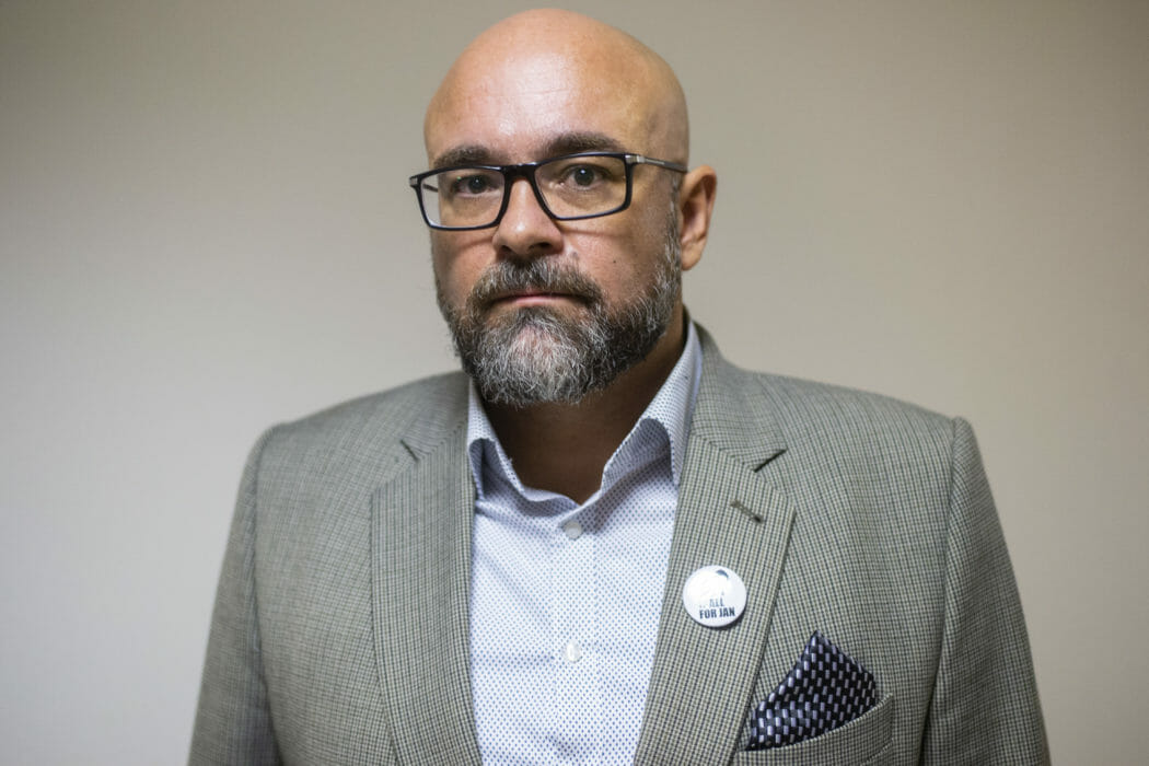 Aktuality napísali o rodinkárstve v hnutí Slovensko, o rodinkárstve v PS mlčali. Upozornil Matovič