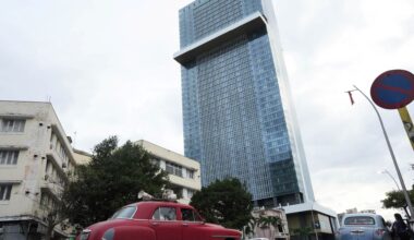 US sanctions Cuban president, ‘regime-controlled’ luxury hotels | Donald Trump News