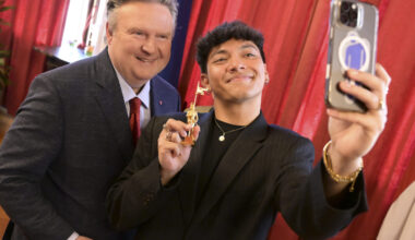 🇦🇹 Austria: JJ Awarded 'Goldener Rathausmann' by the City of Vienna
