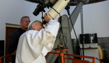 Pope Leo XIV visits the Vatican Observatory