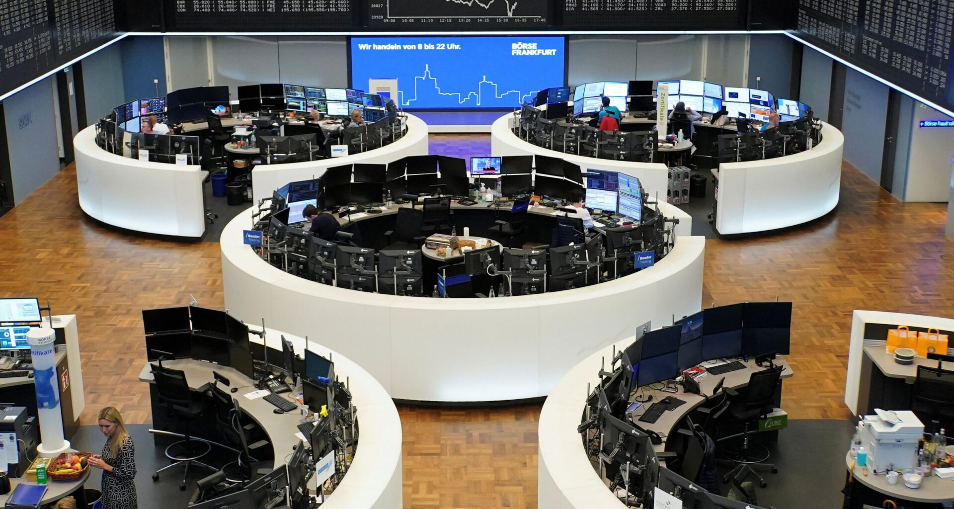 Automakers propel European shares to two-week highs on US-EU trade deal optimism