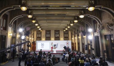 Efforts to Avoid US 30% Tariffs / Pope Leo’s Visit to Mexico
