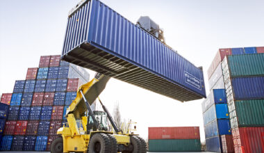 EU-US trade: how tariffs could impact Europe | Topics