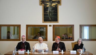 With pope's support, Vatican to publish document on synod's final phase