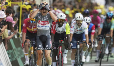 Tour de France: le Belge Jasper Philipsen gagne la 1re étape