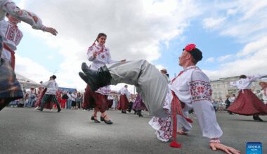 Dance contest held during 34th Int'l Festival of Arts in Belarus-Xinhua