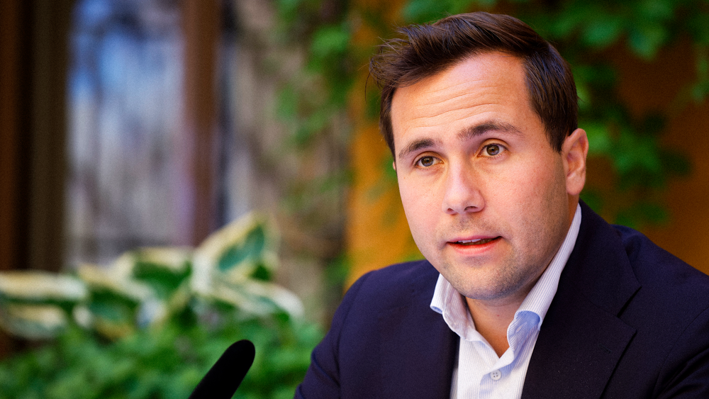 Ministrar rasar över EU-skatt på vitt snus: ”Hotar det svenska sättet att leva”