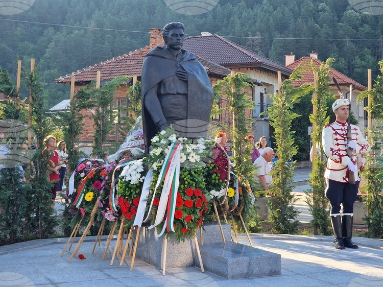 Bulgaria Remembers National Hero Levski on 188th Birth Anniversary