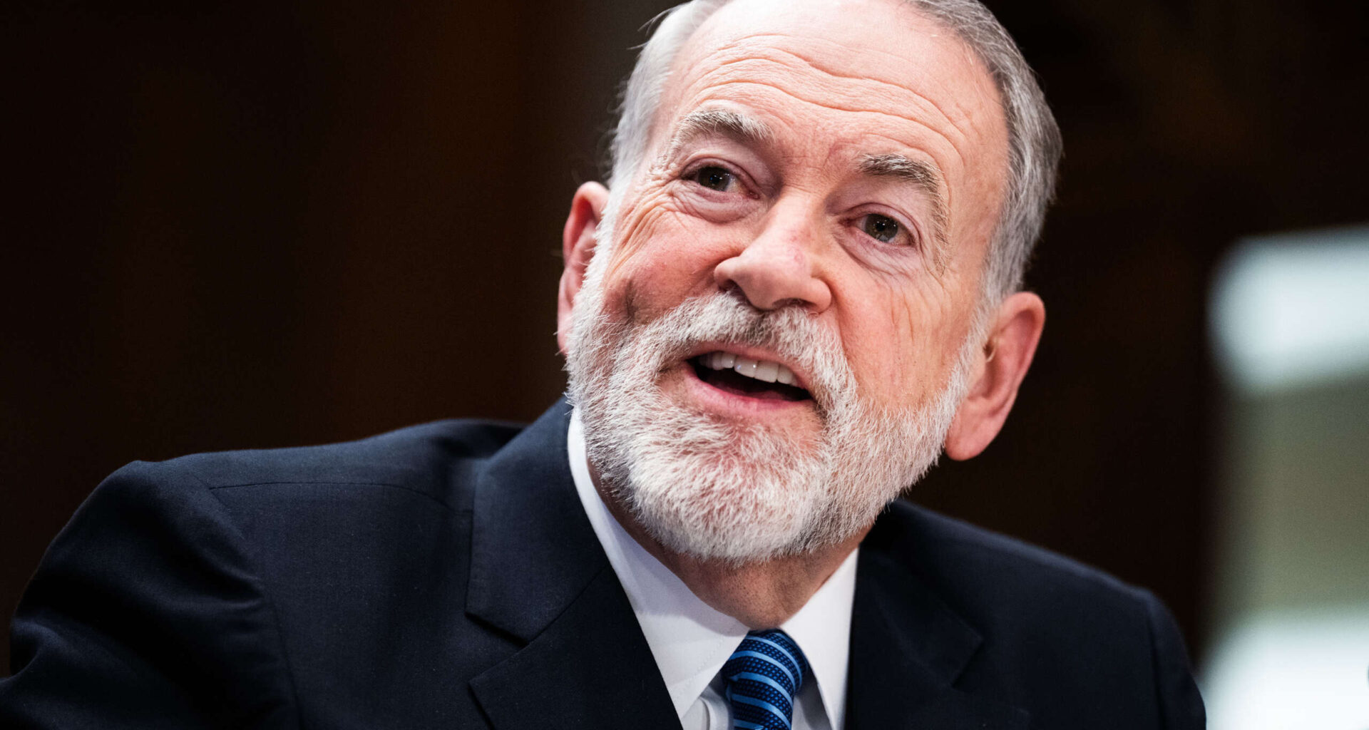 Huckabee Attends Netanyahu Corruption Trial in Tel Aviv, in Unprecedented Move