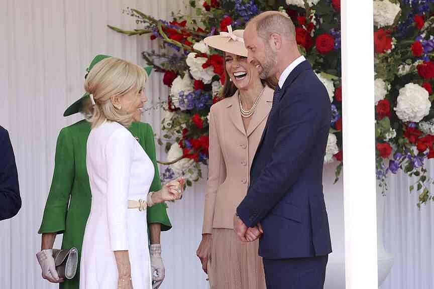 British royal family welcomes French leader, wife to UK